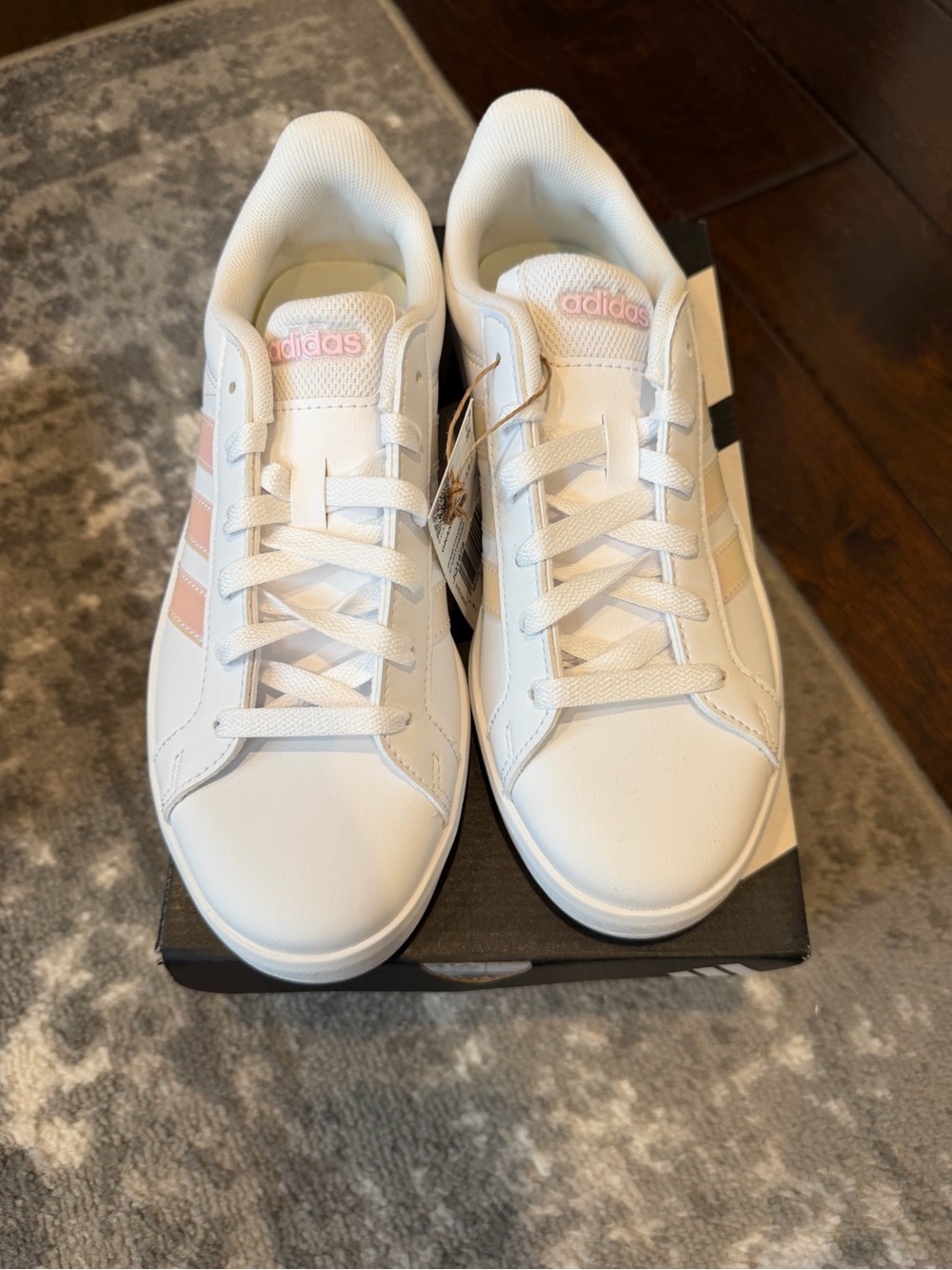 NWT adidas Grand Court 3.0 J